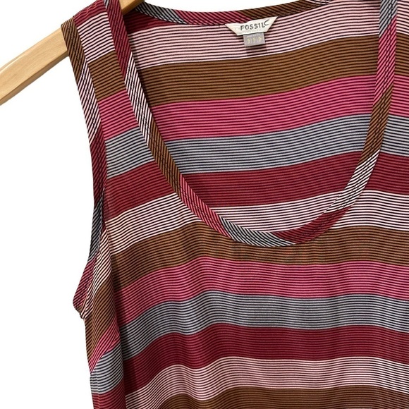 Fossil 100% Silk Tank Pink‎ Striped Flowy Sleeveless Blouse Top Size Small - Picture 2 of 5